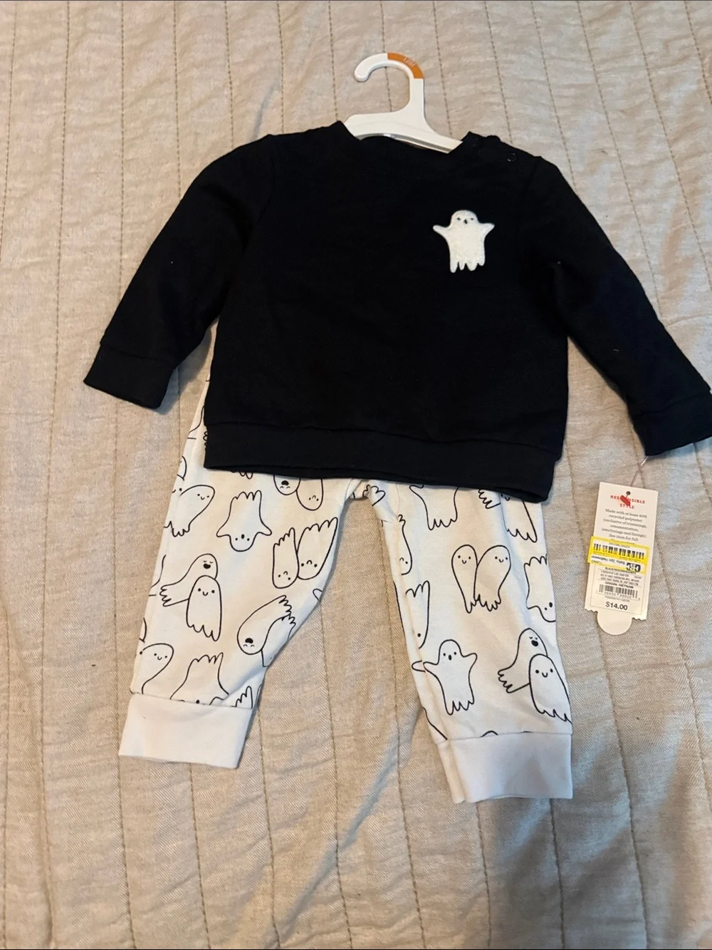 Cat & Jack Black Top and White Ghost-Print Pajama Set